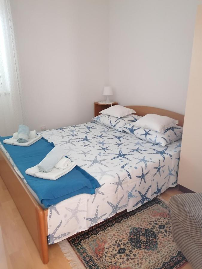 Apartment Basic Петрчане Екстер'єр фото
